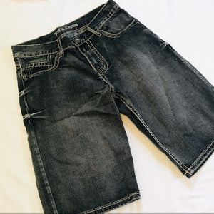 Axe & Crown Relaxed Short